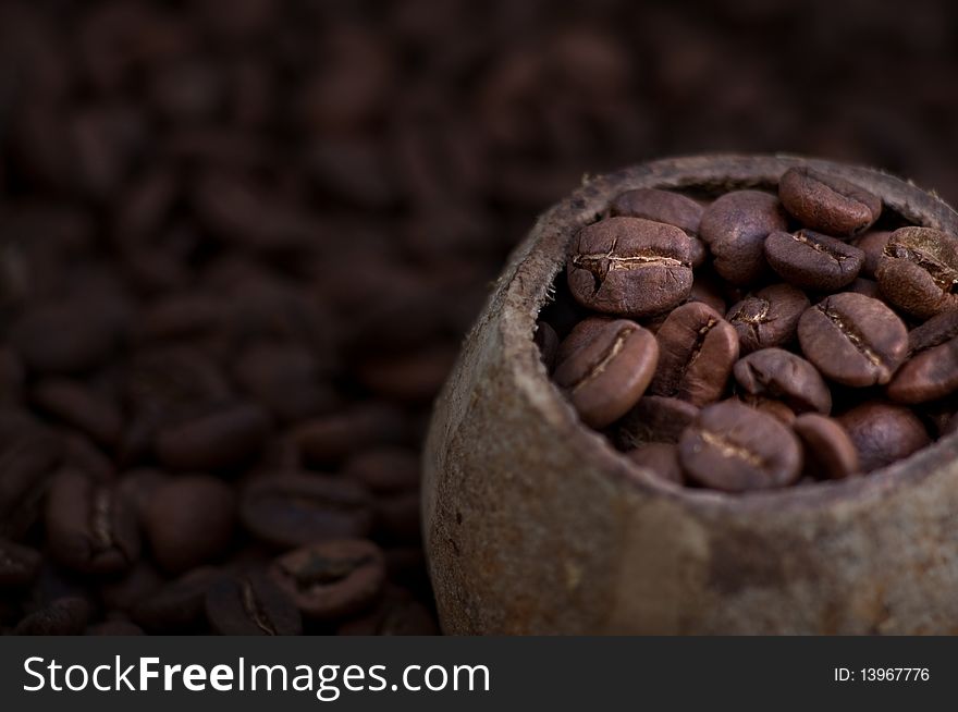 Lots roasted coffee beans, close up