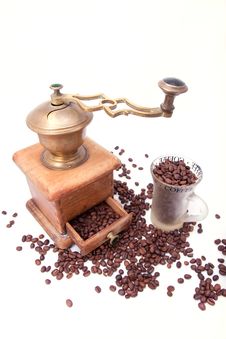 Coffee Grinder And Coffee Royalty Free Stock Image Coffee Grinder And Coffee Royalty Free Stock Image
