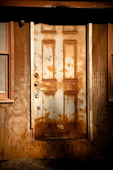 Grunge Door Royalty Free Stock Photography Grunge Door Royalty Free Stock Photography