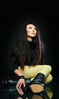 Sitting Brunette Asian Model Royalty Free Stock Images Sitting Brunette Asian Model Royalty Free Stock Images