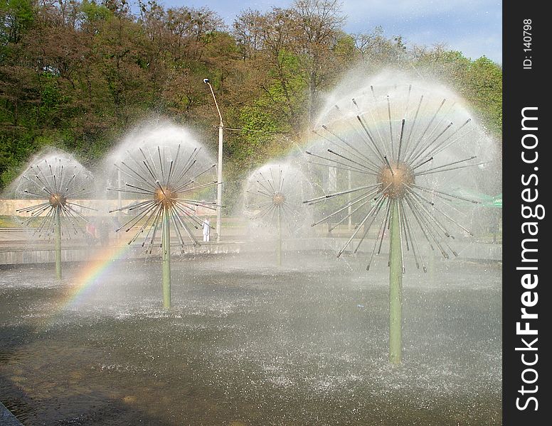Fountain rainbow