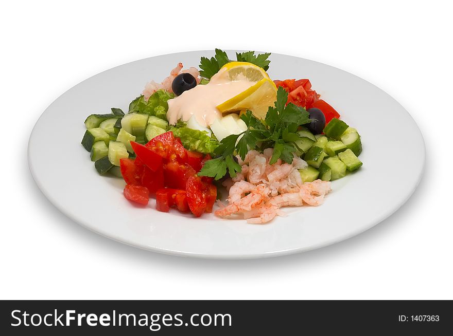 Shrimp salad with vegetables