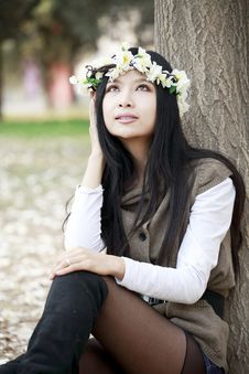 Attractive Girl In Spring Royalty Free Stock Images