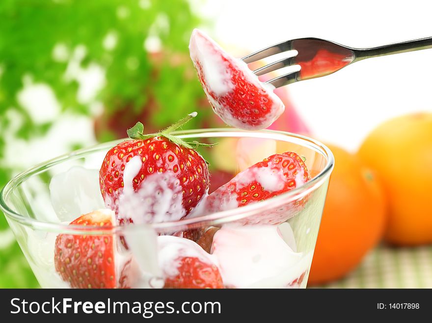 Salad With Fresh Strawberries
