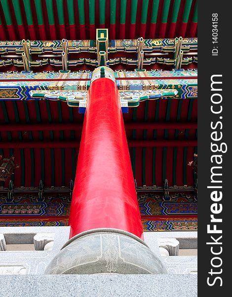 The Vertical Chinese temple Pillar. The Vertical Chinese temple Pillar