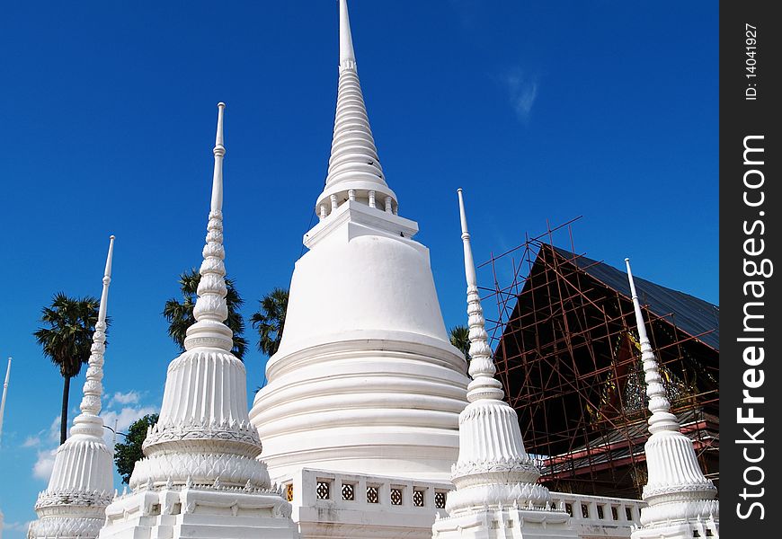 White Pagoda In Ayuthaya Thailand