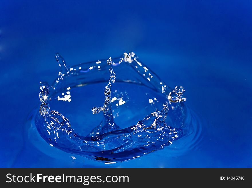 Water Crown