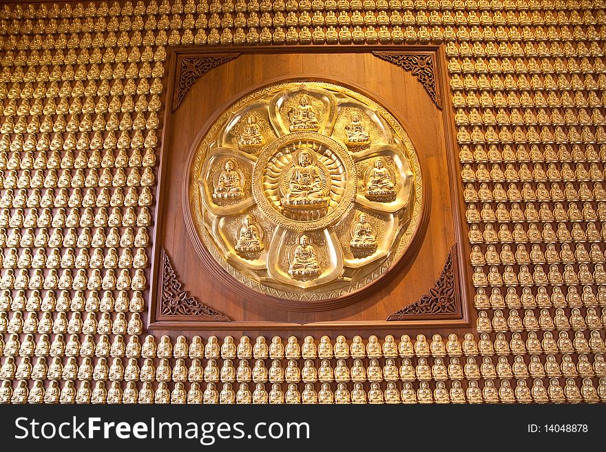 The Circle Buddha Sign and Buddha Wall in baromraja temple thailand