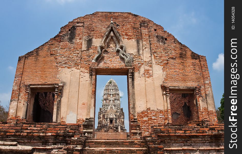 Ruin of Wat Ratburana, Ayutthaya, Thailand