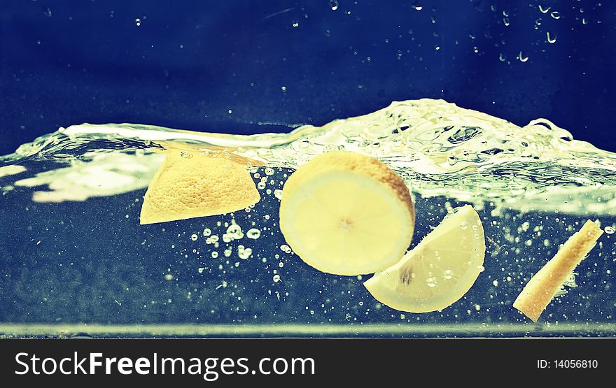 FRESH LEMON IN  the WATER. FRESH LEMON IN  the WATER