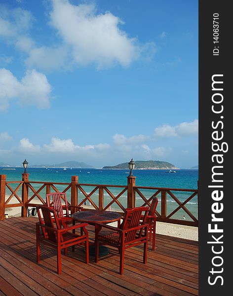 Zhao child and the gazebo on the ocean background