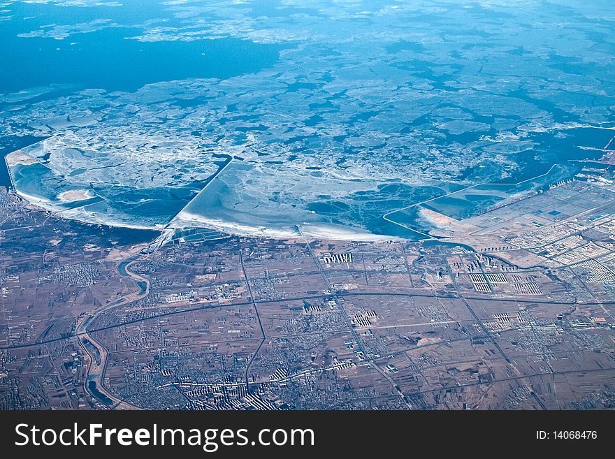 This is a bird's eye image of Dalian, a beautiful seaside city in north China. This is a bird's eye image of Dalian, a beautiful seaside city in north China.