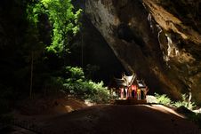 Throne In Prayanakorn Cave, Thailand Royalty Free Stock Photo Throne In Prayanakorn Cave, Thailand Royalty Free Stock Photo