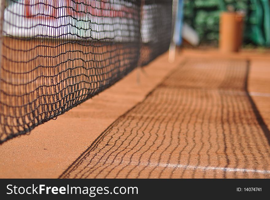 A morning look at tennis net
