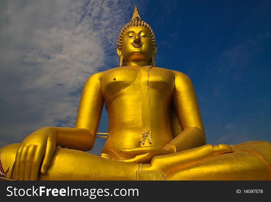 Big Buddha image at Wat Muaeng, Thailand