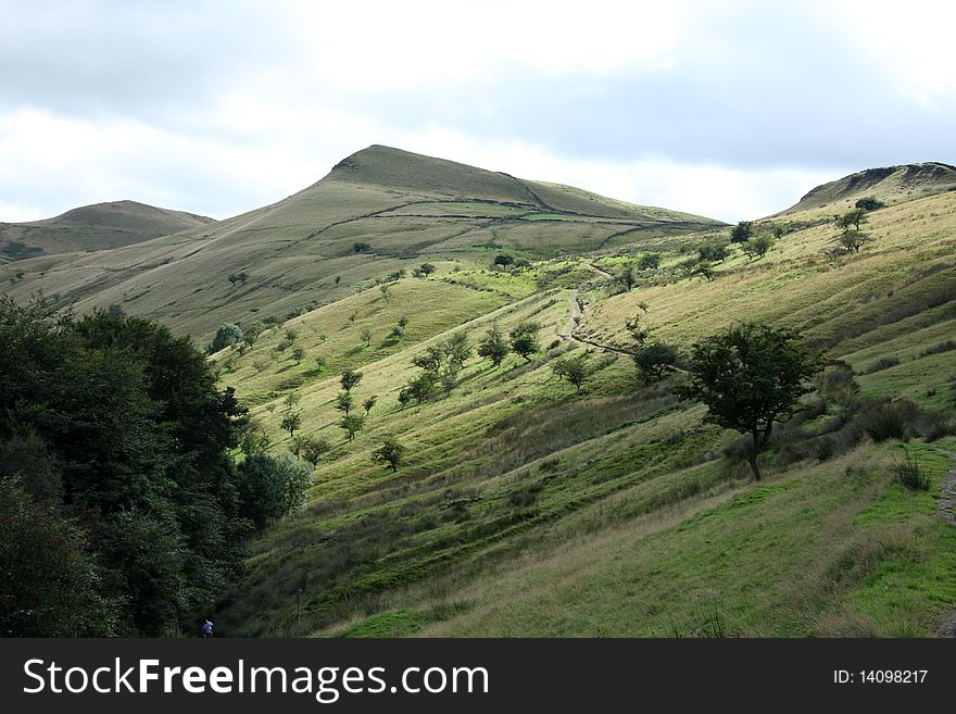 Mount Famine is a moorland plateau (and mountain) in the Dark Peak of the Derbyshire Peak District in England. Mount Famine is a moorland plateau (and mountain) in the Dark Peak of the Derbyshire Peak District in England.