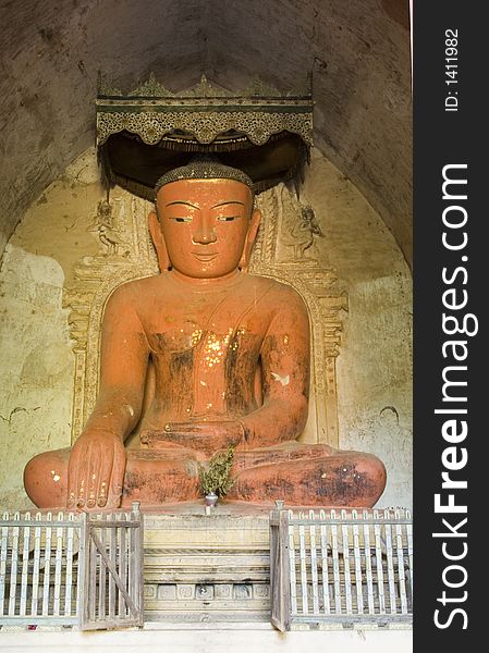 Buddha in Bagan temple (Maynmar)