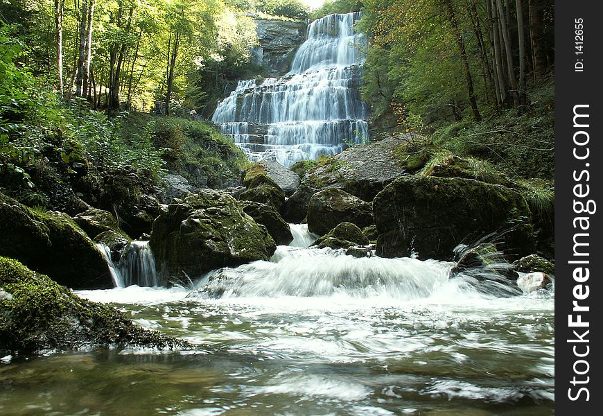 Waterfall l'eventail, river hérisson, jura, france