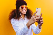 African Girl Taking A Selfie Royalty Free Stock Images