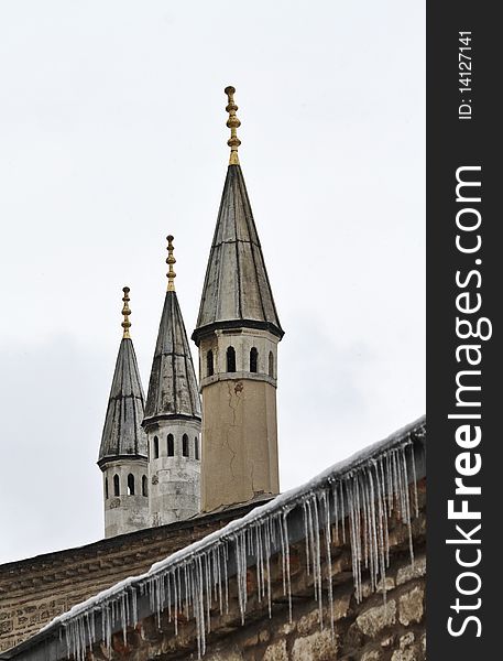 Turkey, Istanbul, Topkapi Palace, roof ornaments