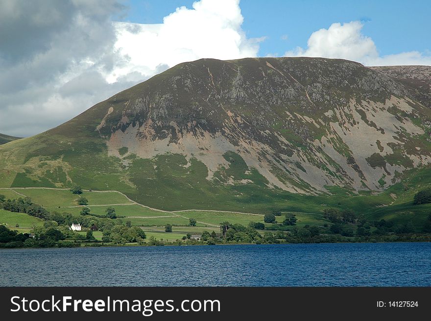 Home in base of mountain in uk lakes. Home in base of mountain in uk lakes