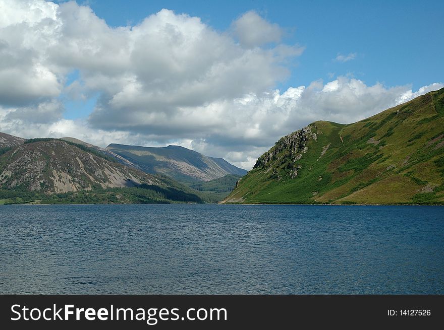 Range of mountains in uk lakes on glorious day. Range of mountains in uk lakes on glorious day