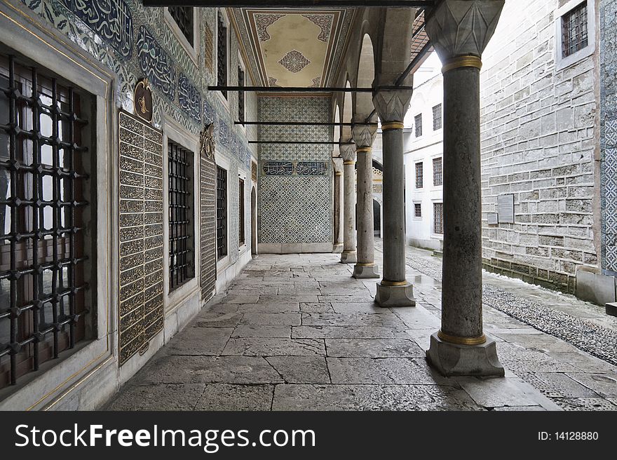 Turkey, Istanbul, Topkapi Palace, the Harem (forbidden to visitors and strangers, the Harem is one of the private apartments of the Sultan called Harem-i Humayun, where the sultan and his family lived)