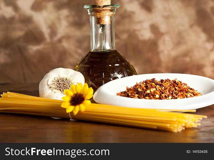 Spaghetti With Garlic And Oil Chilli Sauce