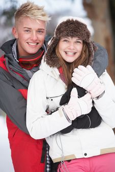 Romantic Teenage Couple In Snow Royalty Free Stock Photography Romantic Teenage Couple In Snow Royalty Free Stock Photography