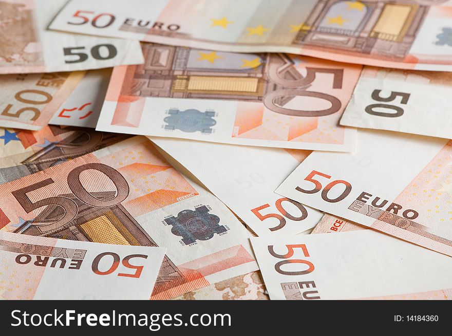 Many banknotes of 50 euros.