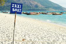 Thai Boat For Tourist And Beautiful Sea Royalty Free Stock Photography Thai Boat For Tourist And Beautiful Sea Royalty Free Stock Photography