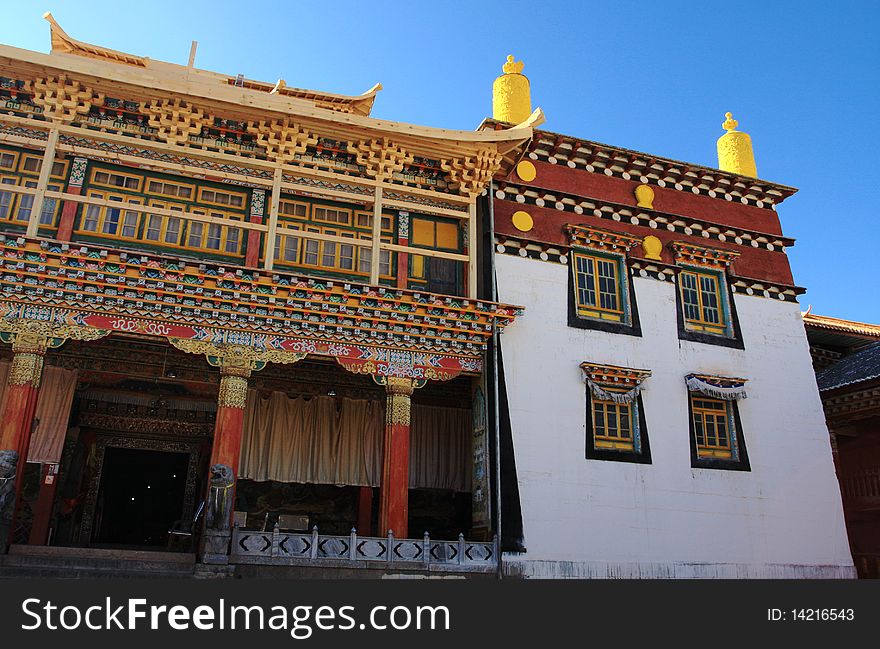 Front of the holy Songzanlin lamasery under the pure sky