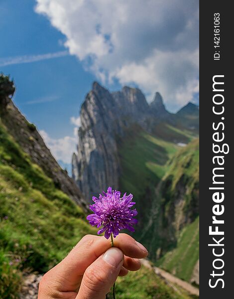 Exploratory tour through the beautiful Appenzell mountain region