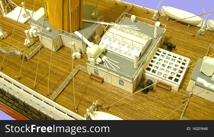 Model of Titanic's top deck showing 3rd funnel from bow of ship and boiler room and rigging. Model of Titanic's top deck showing 3rd funnel from bow of ship and boiler room and rigging.