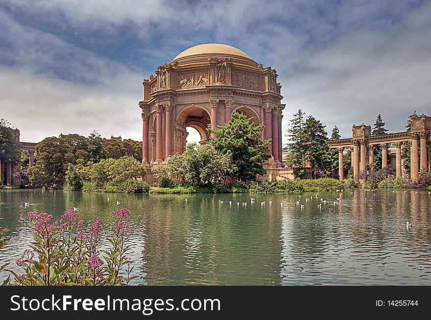 The beautiful Palace of Fine Arts in San Francisco.