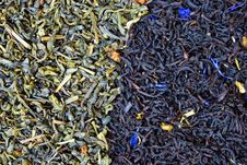 Scattering Of Black And Green Tea. Close-up Royalty Free Stock Photography