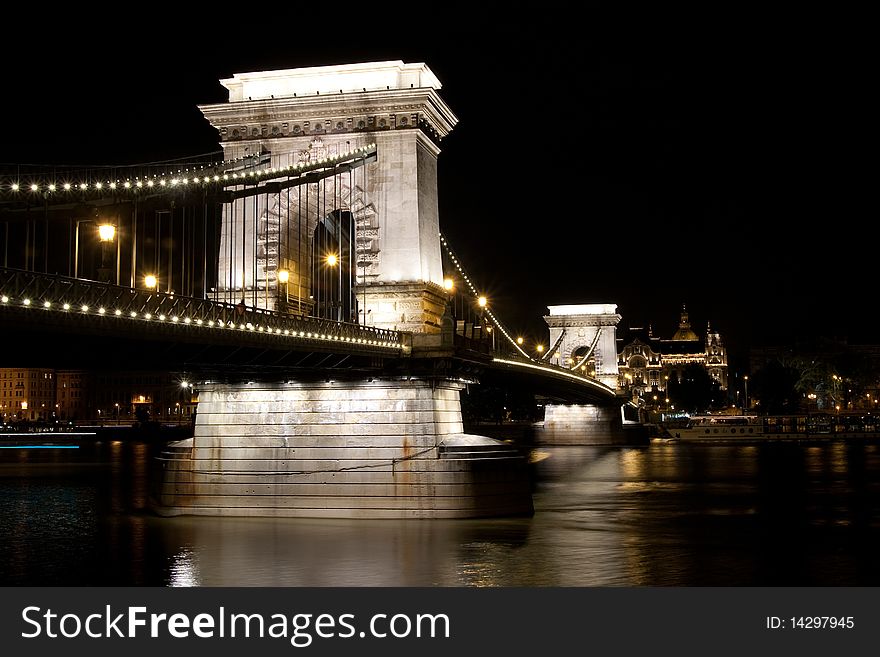 Chain bridge at night in budapest hungary