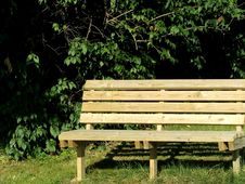 Sunny Park Bench Royalty Free Stock Photography Sunny Park Bench Royalty Free Stock Photography