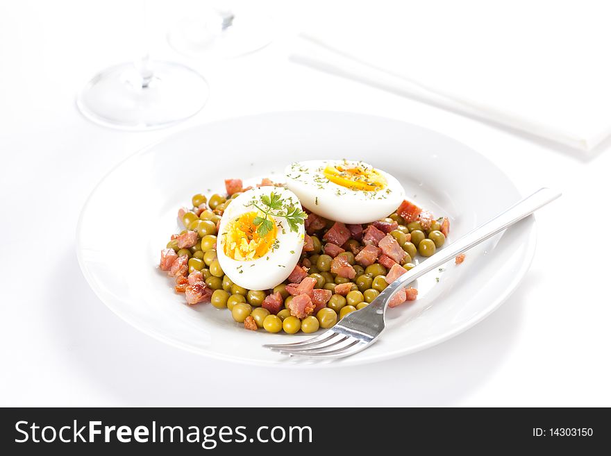 Egg dish with ham and peas