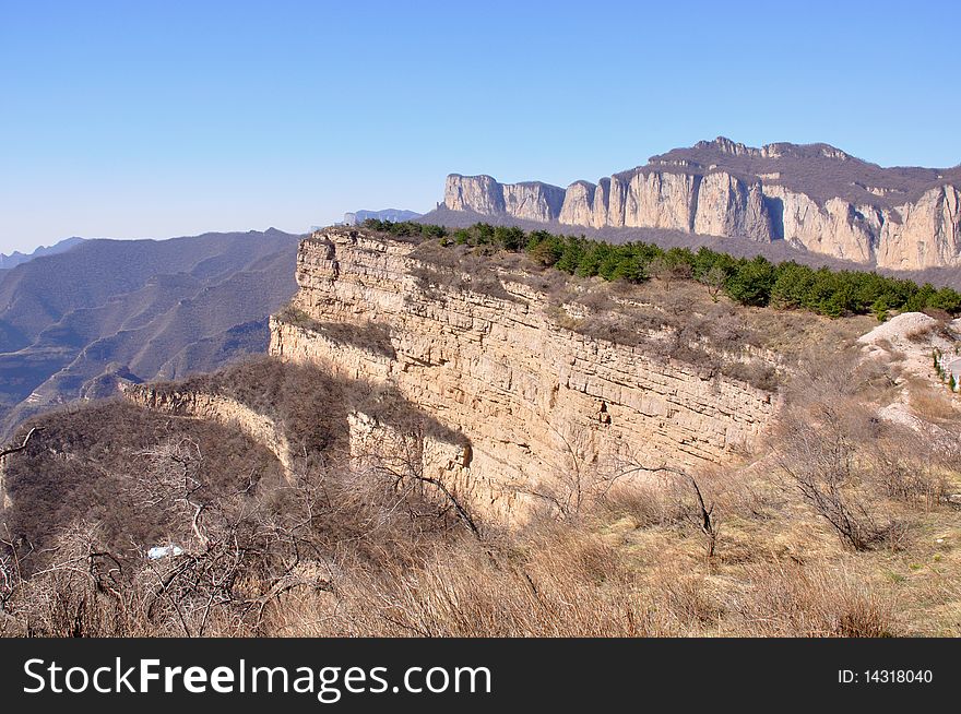 Cliff Banshan Mountains