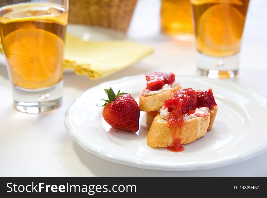 Crostini With Strawberry Rhubarb Compote