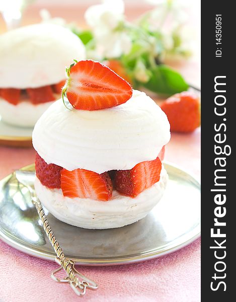 Strawberry dessert