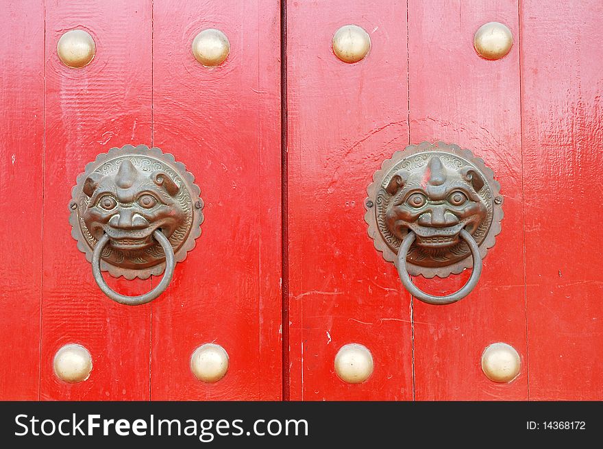 Door handle display with red as background