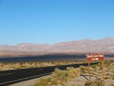 Devil S Corn Field In Death Valley Royalty Free Stock Photos Devil S Corn Field In Death Valley Royalty Free Stock Photos
