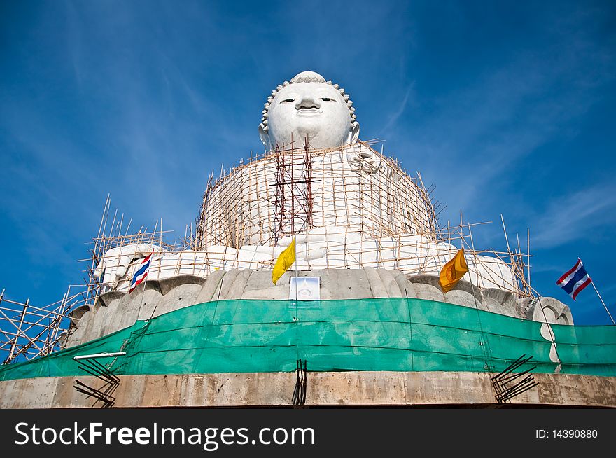 Big budha is locate at phuket province of Thialand base to head is 45.00 meter it very tall in south of Thailand.