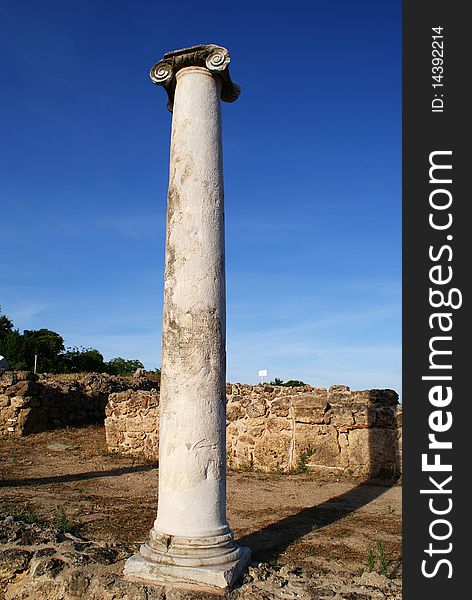 Ancient greek ruins and column