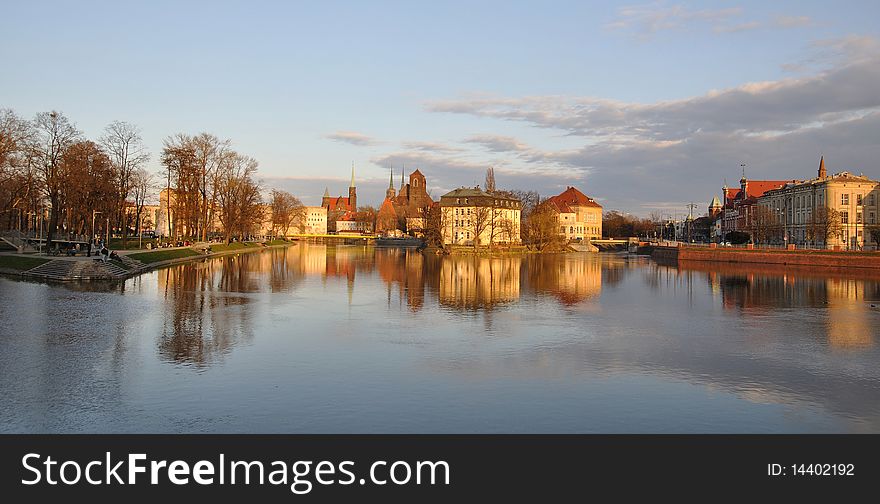 Wroclaw old town seen from the odra river, Poland. Wroclaw old town seen from the odra river, Poland.