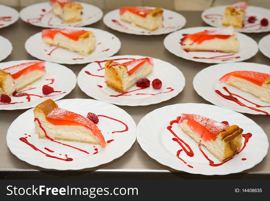 Raspberry Cheesecakes With Syrup