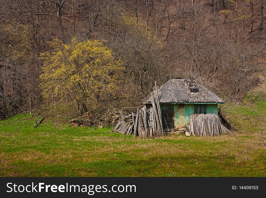 An abandoned old house in the mountains