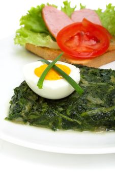 Sauteed Spinach, Egg And Sandwich For Breakfast Royalty Free Stock Images Sauteed Spinach, Egg And Sandwich For Breakfast Royalty Free Stock Images